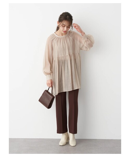 earth music&ecology（アースミュージックアンドエコロジー）の「センターシームフレアパンツ（パンツ・ライトベージュ/ブラウン/イエロー/ライトパープル・S/M）」の9枚目の写真