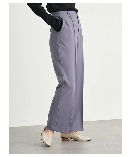 earth music&ecology（アースミュージックアンドエコロジー）の「センターシームフレアパンツ（パンツ・ライトベージュ/ブラウン/イエロー/ライトパープル・S/M）」の22枚目の写真