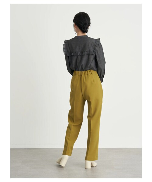 earth music&ecology（アースミュージックアンドエコロジー）の「センターシームフレアパンツ（パンツ・ライトベージュ/ブラウン/イエロー/ライトパープル・S/M）」の20枚目の写真