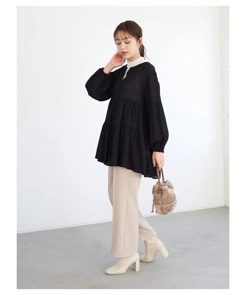 earth music&ecology（アースミュージックアンドエコロジー）の「センターシームフレアパンツ（パンツ・ライトベージュ/ブラウン/イエロー/ライトパープル・S/M）」の14枚目の写真