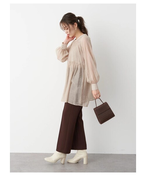 earth music&ecology（アースミュージックアンドエコロジー）の「センターシームフレアパンツ（パンツ・ライトベージュ/ブラウン/イエロー/ライトパープル・S/M）」の10枚目の写真