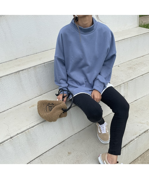 copine（コピン）の「レイヤード風サイドスリットオーバーサイズスウェット(3color)（スウェット・レディース・グリーン/ブルー/ブラック・ワンサイズ）」の3枚目の写真