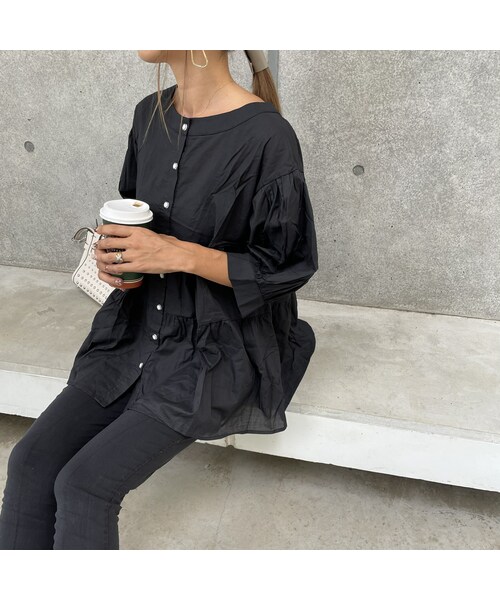 copine（コピン）の「フレアデザインシャツ(3color)（シャツ/ブラウス・レディース・アイボリー/ベージュ/ブラック・ワンサイズ）」の2枚目の写真