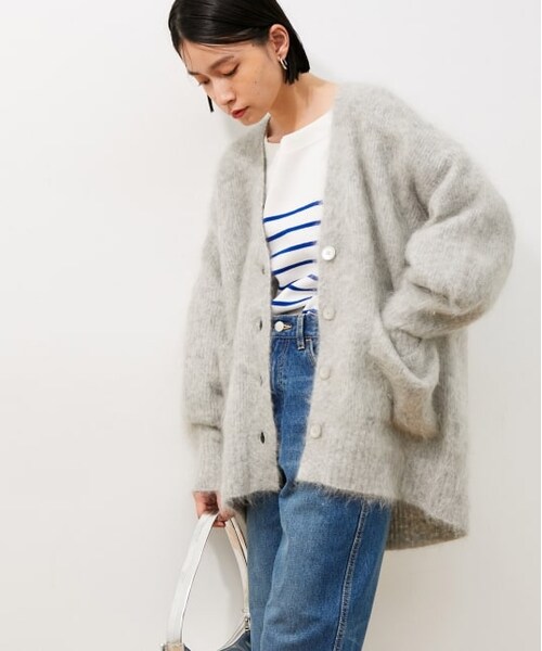 ADAM ET ROPE'（アダムエロペ）の「モヘヤカーディガン（トップス・レディース・ブラック/ライトグレー/ピンク・F）」の2枚目の写真