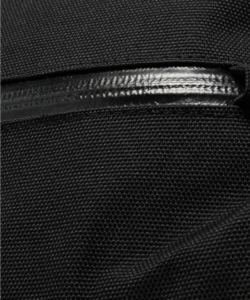 ficouture(フィクチュール)の「FICOUTURE/フィクチュール/CORDURA ROLL TOP(バックパック/リュック・メンズ・ブラック/ブルー・FREE)」の13枚目の写真