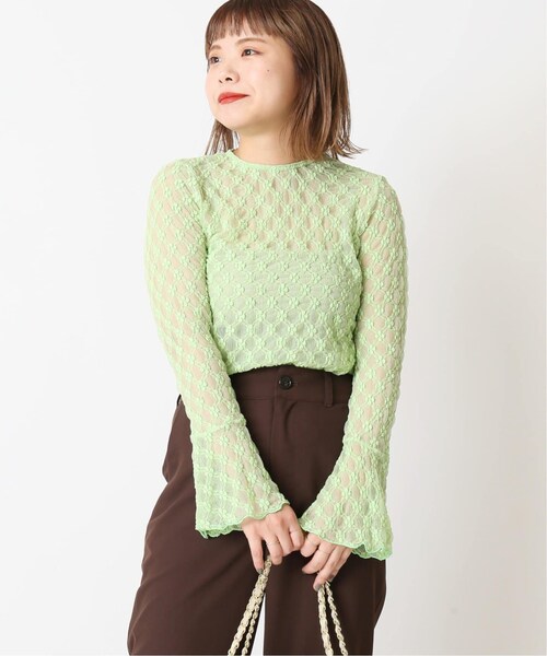 U by SPICK&SPAN(ユーバイスピックアンドスパン)の「フラワーチュールレースプルオーバー◆(トップス・ホワイト A/(011)/フリー/残り2点)」の2枚目の写真