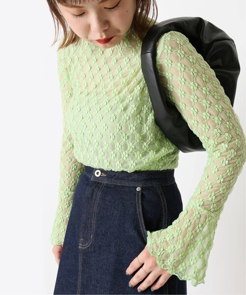 U by SPICK&SPAN(ユーバイスピックアンドスパン)の「フラワーチュールレースプルオーバー◆(トップス・ホワイト A/(011)/フリー/残り2点)」の18枚目の写真