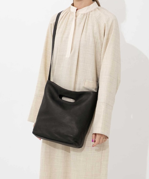 Aeta（アエタ）の「Aeta DEER SHOULDER TOTE S（）」 - WEAR 