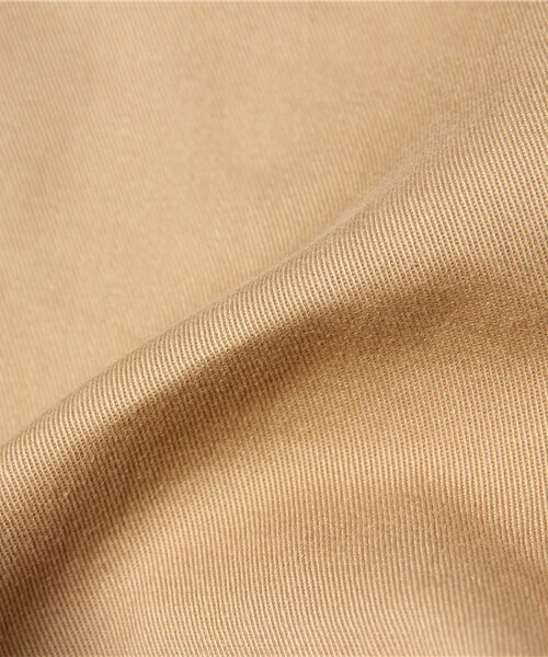 FREDY&GLOSTER（フレディアンドグロスター）の「コールドマーセ加工 チノパンツ（チノパンツ・メンズ・ホワイト/ベージュ・SMALL/MEDIUM/LARGE）」の10枚目の写真