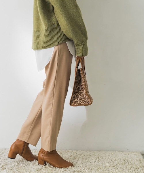 URBAN RESEARCH(アーバンリサーチ)の「ウォッシャブルウールドロストテーパードパンツ(その他・レディース・CHARCOAL/BEIGE/BLACK・34/36/38)」の10枚目の写真