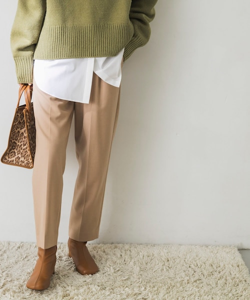 URBAN RESEARCH(アーバンリサーチ)の「ウォッシャブルウールドロストテーパードパンツ(その他・レディース・CHARCOAL/BEIGE/BLACK・34/36/38)」の5枚目の写真