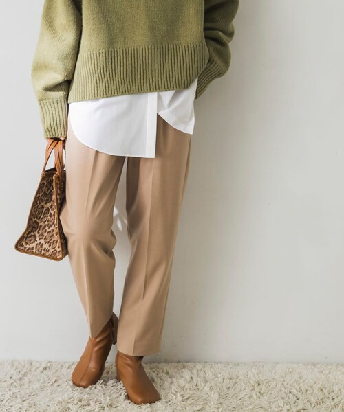 URBAN RESEARCH(アーバンリサーチ)の「ウォッシャブルウールドロストテーパードパンツ(その他・レディース・CHARCOAL/BEIGE/BLACK・34/36/38)」の4枚目の写真