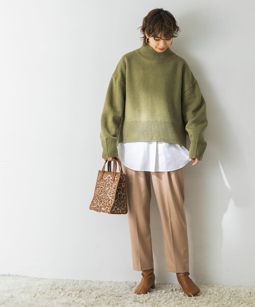 URBAN RESEARCH(アーバンリサーチ)の「ウォッシャブルウールドロストテーパードパンツ(その他・レディース・CHARCOAL/BEIGE/BLACK・34/36/38)」の12枚目の写真