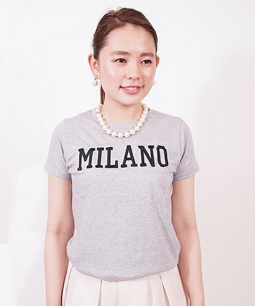 stefis(シュテフィス)の「MILANO刺しゅうTシャツ(Tシャツ/カットソー・レディース・ホワイト/ブラック/グレー/レモンイエロー・38)」の4枚目の写真