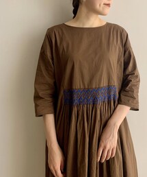 BEARDSLEY | ハンドスモック刺繍ワンピース(ワンピース)