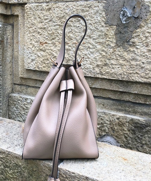 DouDou（ドゥドゥ）の「【WEB限定】ワンハンドルドロストショルダー（トートバッグ・レディース・グレージュ/ブラック/グレー・F）」の3枚目の写真