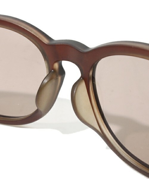 FREDY&GLOSTER（フレディアンドグロスター）の「ウェリントン型 伊達メガネ（メガネ・メンズ・ブラック/ブラウン/ブラウン系その他・FREE）」の8枚目の写真