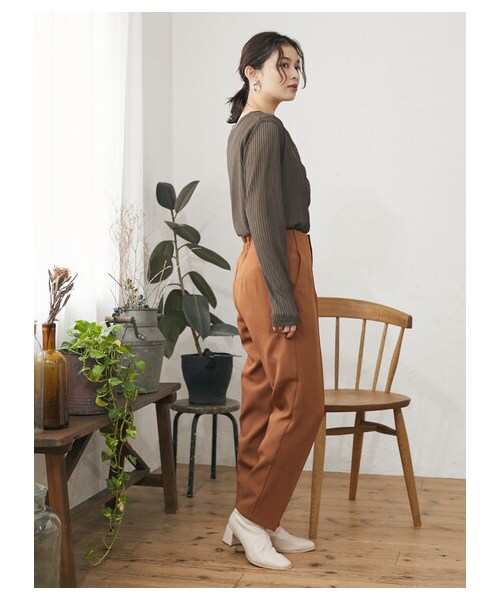 Green Parks(グリーンパークス)の「・ELENCARE DUE テーパードパンツ(パンツ・ブラック/テラコッタ/グリーン・F)」の10枚目の写真