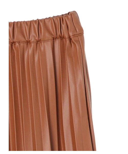 earth music&ecology（アースミュージックアンドエコロジー）の「フェイクレザープリーツスカート（スカート・ブラック/ライトブラウン・F）」の16枚目の写真