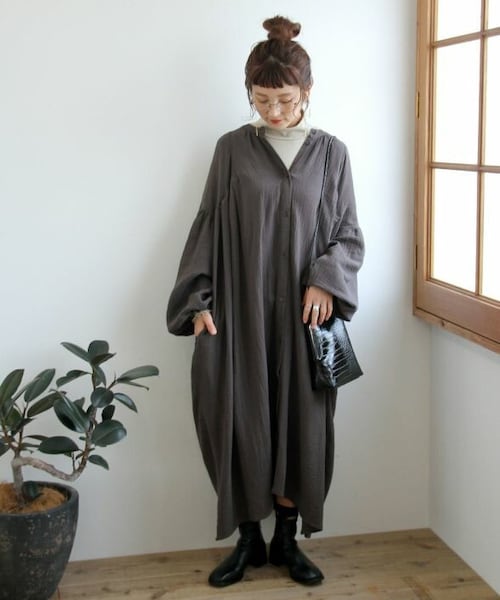 Crisp（クリスプ）の「ダブルガーゼボリュームワンピース[c2R2992]（ワンピース・レディース・ブラウン/チャコールグレー/ピンク・FREE）」の2枚目の写真