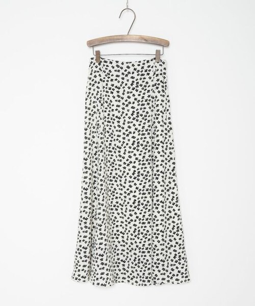 Crisp yours（クリスプユアーズ）の「フロートフレアスカート[y2k200]（スカート・レディース・ブラック/ホワイト・FREE）」の3枚目の写真