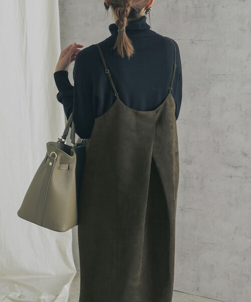URBAN RESEARCH ROSSO WOMEN（アーバンリサーチ　ロッソ）の「バックタックスエードキャミワンピース（その他・レディース・YELLOW/K/BROWN・FREE）」の5枚目の写真