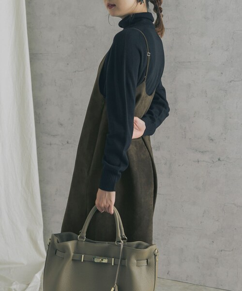 URBAN RESEARCH ROSSO WOMEN（アーバンリサーチ　ロッソ）の「バックタックスエードキャミワンピース（その他・レディース・YELLOW/K/BROWN・FREE）」の4枚目の写真