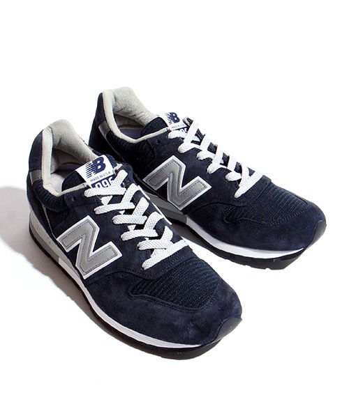 NEW BALANCE（ニューバランス）の「M996（シューズ・メンズ・グレー/ネイビー・8H/9/9H）」の2枚目の写真