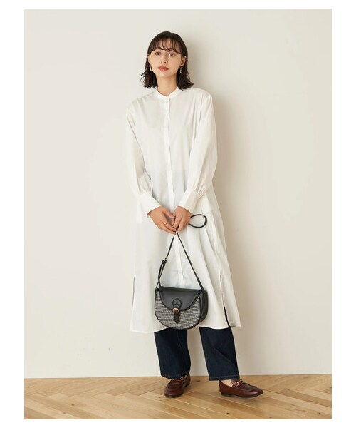 earth music&ecology(アースミュージックアンドエコロジー)の「バンドカラーシャツワンピース(ワンピース/ドレス・オフホワイト/ベージュ/ストライプブルー/ストライプグレー・F)」の8枚目の写真