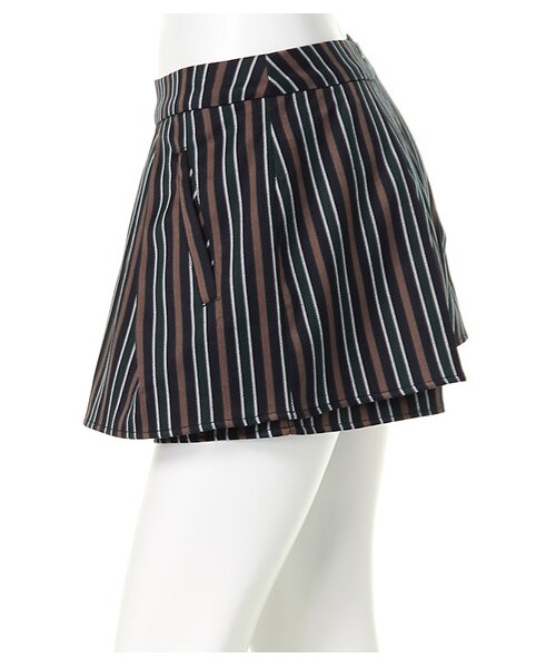 muse muse(ミューズミューズ)の「ストライプアンブレラショートパンツ(パンツ・レディース・グリーン/レッド・M)」の5枚目の写真