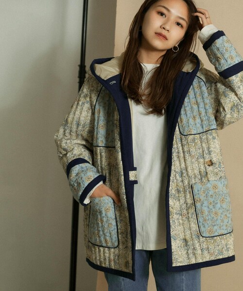 KBF(ケイビーエフ)の「印花絎縫連帽外套(ジャケット/アウター・レディース・淺藍色/黑色・one)」の1枚目の写真