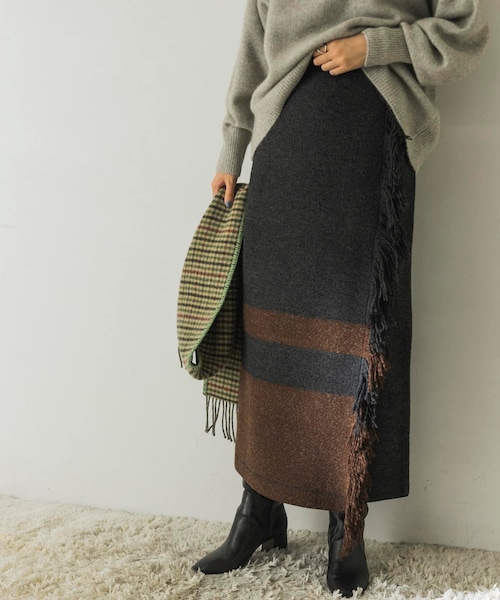ADAWAS(アダワズ)の「ADAWAS FRINGED SKIRT(その他・レディース・CHARCOAL・FREE)」の2枚目の写真