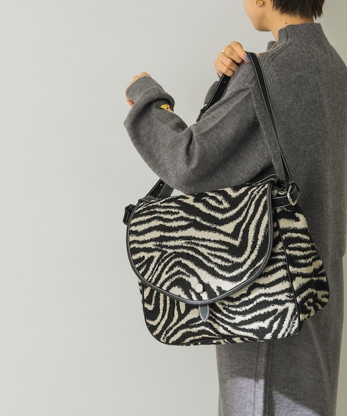 即日発送 極美品 A VACATION アヴァケーション KIKI ゼブラ A4 2025年最新】A VACATION / KIKI の人気アイテム - メルカリ