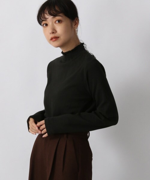 LOWRYS FARM(ローリーズファーム)の「ネックシャーリングプルオーバー(トップス・オフ/ブラック/グレー・F)」の2枚目の写真