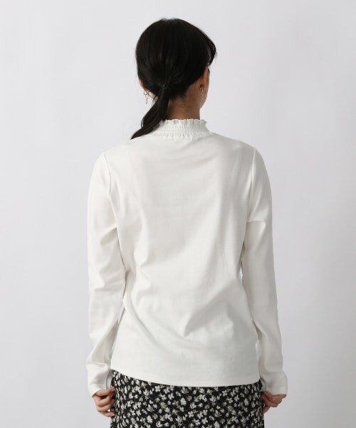 LOWRYS FARM(ローリーズファーム)の「ネックシャーリングプルオーバー(トップス・オフ/ブラック/グレー・F)」の5枚目の写真