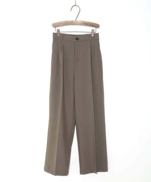 Crisp yours（クリスプユアーズ）の「2タックセンタープレスパンツ[y2k240b]（その他パンツ・レディース・ベージュ/ブラウン/グレー・FREE）」の5枚目の写真