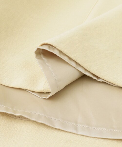 AURALEE(オーラリー)の「AURALEE TENSE WOOL DOUBLECLOTH SKIRT(その他・レディース・IVORY・1)」の7枚目の写真