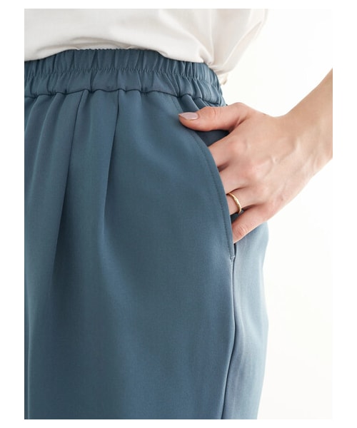 earth music&ecology（アースミュージックアンドエコロジー）の「スッキリリラックステーパードパンツ（パンツ・ブラック/ピンク/グリーン/エクリュ・M/L）」の3枚目の写真