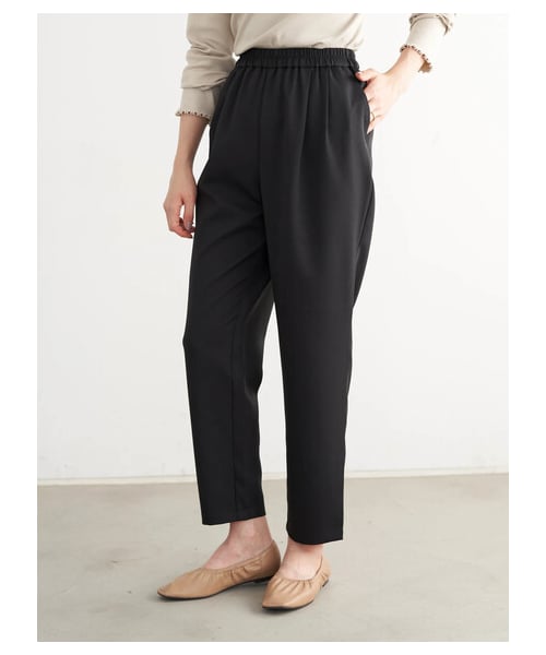 earth music&ecology（アースミュージックアンドエコロジー）の「スッキリリラックステーパードパンツ（パンツ・ブラック/ピンク/グリーン/エクリュ・M/L）」の10枚目の写真