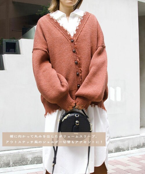 Sheson（シーズン）の「ボリュームスリーブダメージニットカーディガン（カーディガン/ボレロ・レディース・ベージュ/オレンジ/グレー・F）」の3枚目の写真