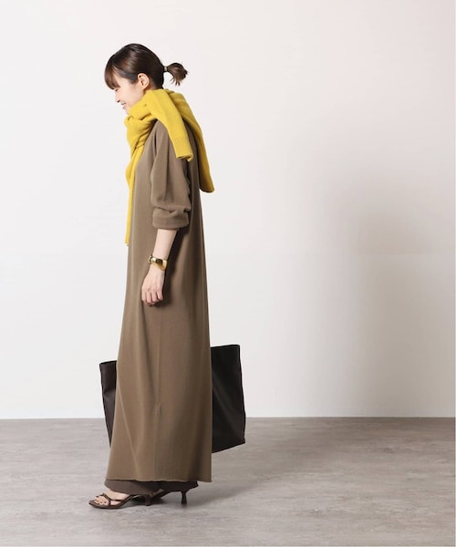 Deuxieme Classe（ドゥーズィエムクラス）の「CAPRI クルーネック