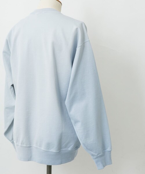 AURALEE(オーラリー)の「AURALEE GRADATION DYED SWEAT PULLOVER(その他・メンズ・KHAKI/LIGHT BLUE・3/4/5)」の5枚目の写真