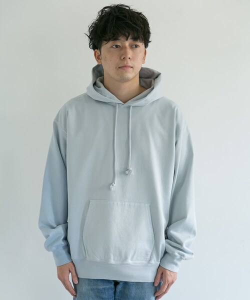 AURALEE(オーラリー)の「AURALEE GRADATION DYED SWEAT PARKA(その他・メンズ・LIGHT BLUE/KHAKI・3/4/5)」の8枚目の写真