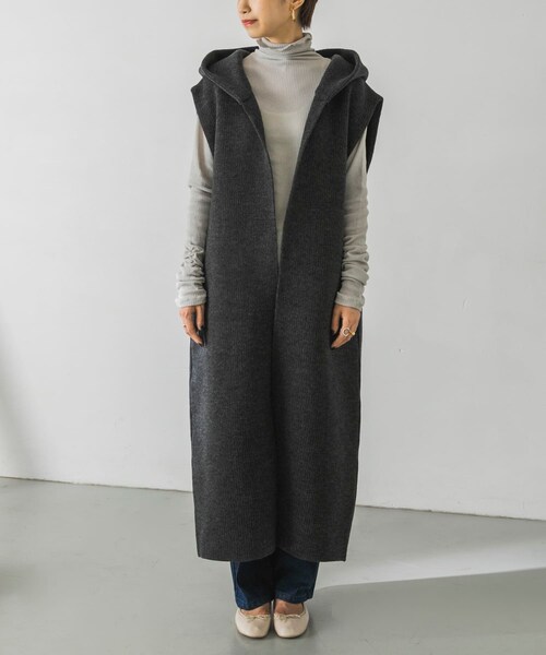ADAWAS(アダワズ)の「ADAWAS LIGHT INLAY HOODED VEST(その他・レディース・TRUFFLE/CHARCOAL・FREE)」の15枚目の写真