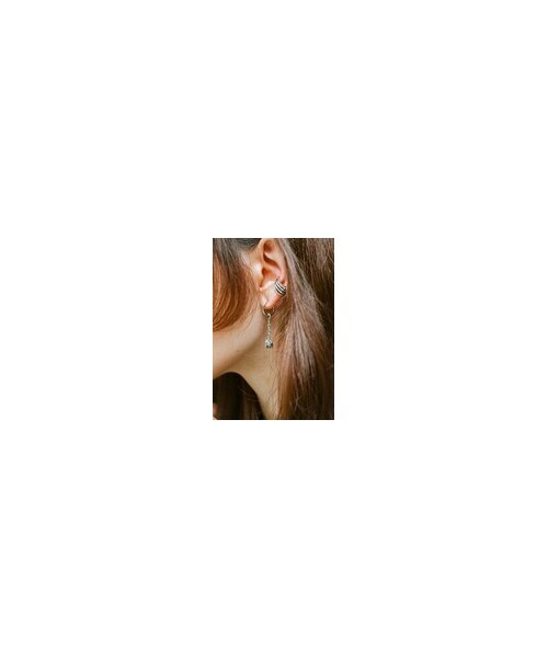 Scat（スキャット）の「"Skeleton" earcuff（イヤーカフ・レディース・シルバー・ONE SIZE）」の2枚目の写真