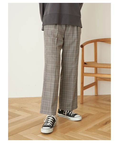 earth music&ecology(アースミュージックアンドエコロジー)の「チェックセミフレアパンツ(パンツ・チェックブルー/チェック・S/M)」の6枚目の写真