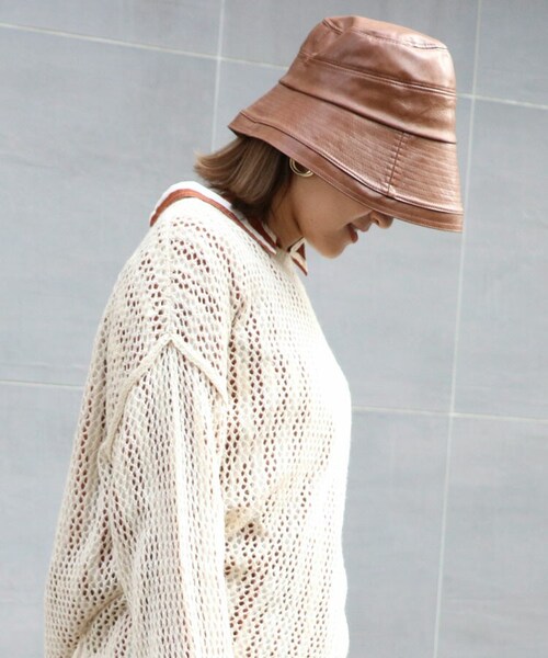 Sheson(シーズン)の「エコレザーバケットハットエコレザーバケットハット(ハット・レディース・ブラウン/ブラック・FREE)」の1枚目の写真