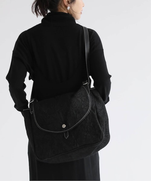 A VACATION】KIKI ZEBBRA FRAMeWORK