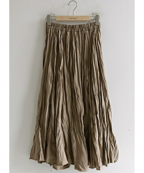 DHOLIC STYLE（ディーホリックスタイル）の「[justone] リンクルロングスカート（スカート・レディース・ブラウン/ベージュ/ブラック/ホワイト・FREE）」の4枚目の写真