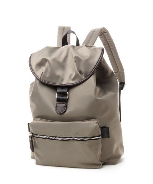 JEANASIS（ジーナシス）の「ナイロンリュック（バッグ・レディース・ブラック/グレー系その他/レッド系その他・ナシ）」の2枚目の写真